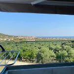 Sto Lofo Kalyvia-limenaria Thassos Limenaria (Thasos)
