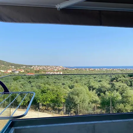 Sto Lofo Kalyvia-limenaria Thassos Λιμενάρια